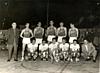 Equipe de basquete do Palmeiras e Santa Bárbara na quadra do União Agrícola Barbarense Futebol Clube